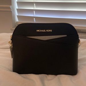 Michael Kors Jet Set Travel Purse